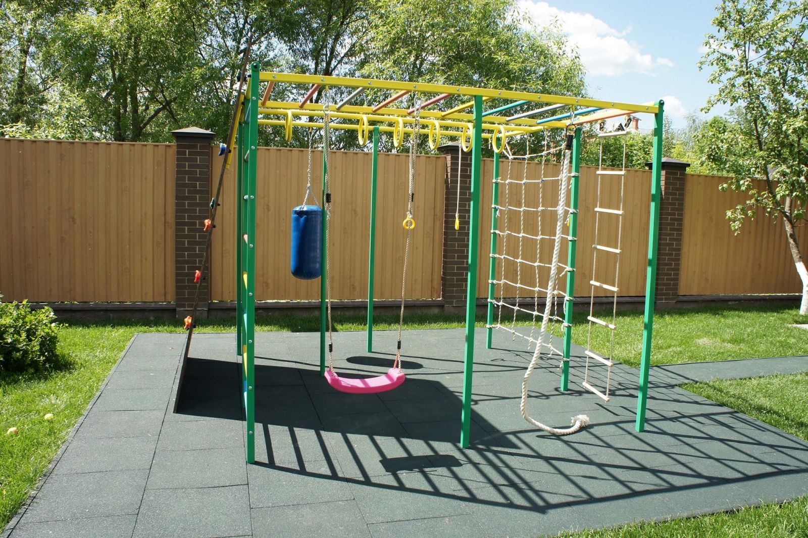 Детский комплекс "Лемур"