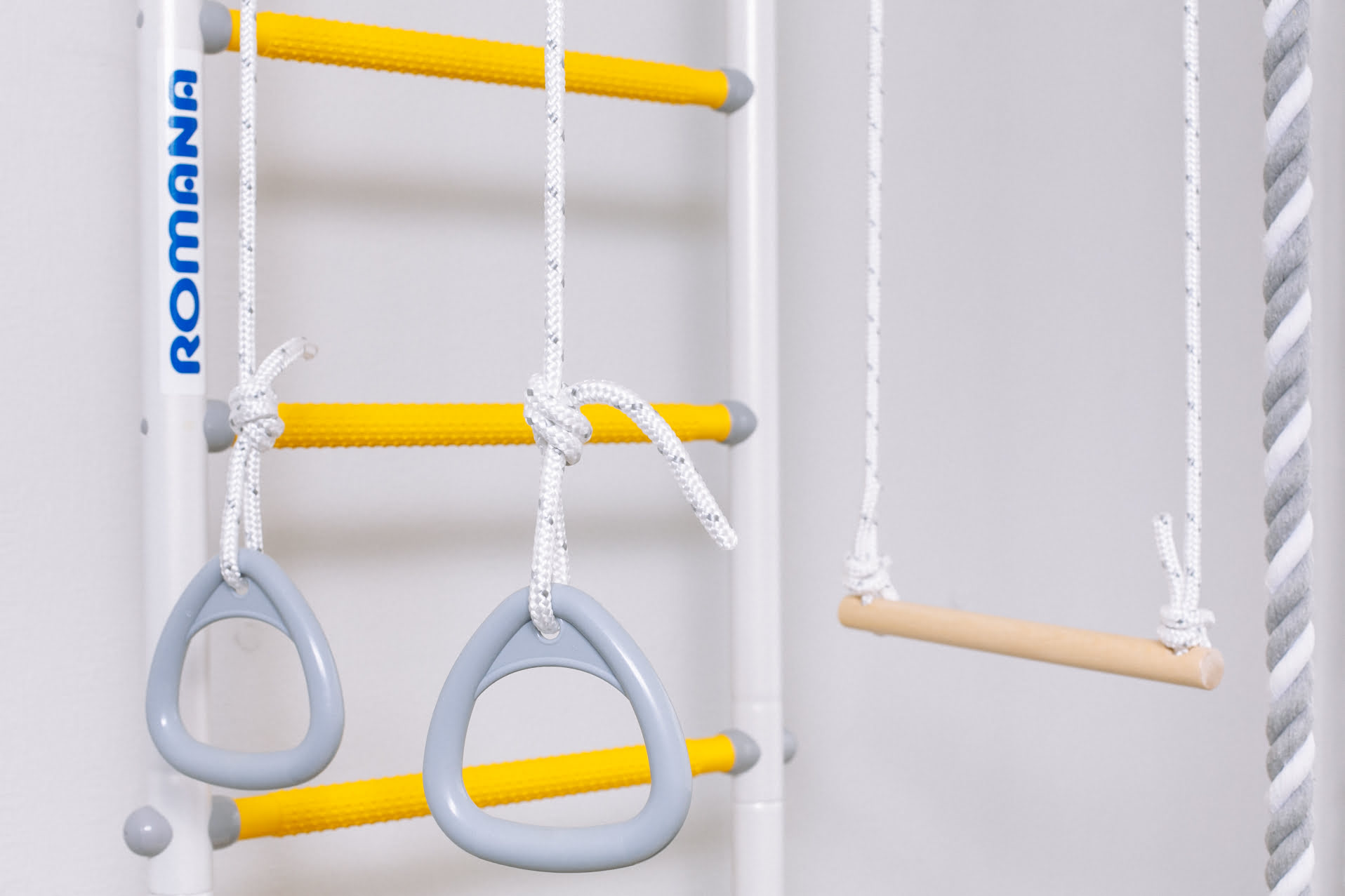 Шведская стенка S1 Romana (01.21.7.06.490.05.00-13) зелёное яблоко