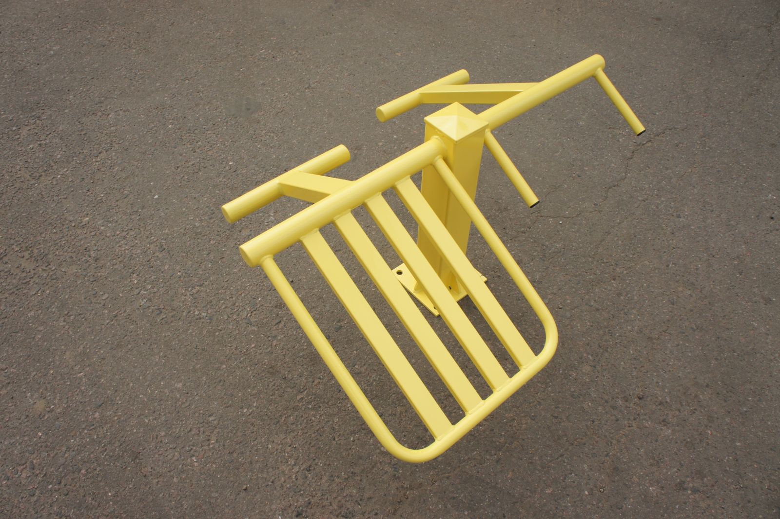 Тренажер уличный для мышц живота и поясницы  Air-Gym YT48