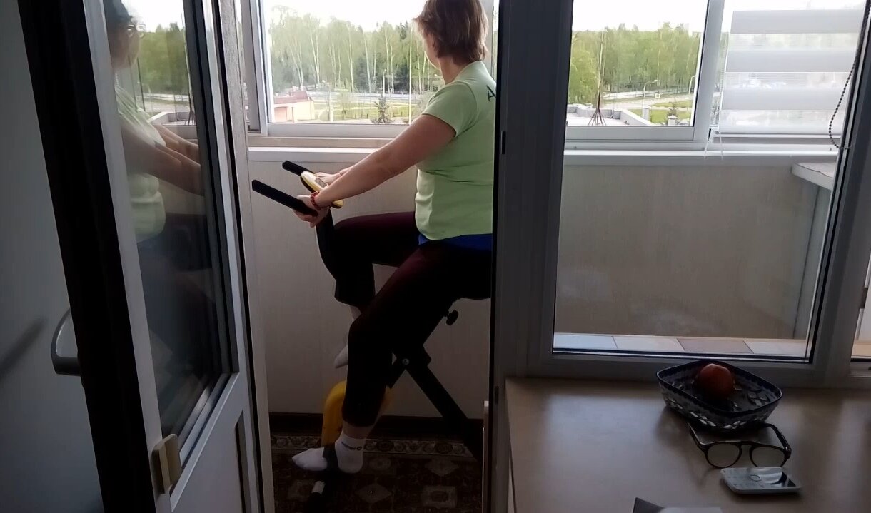 Велотренажер X-Bike DFC B211B (складной)