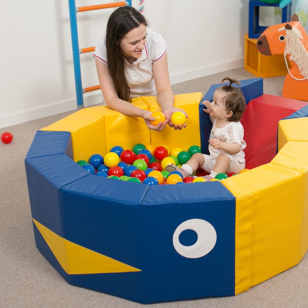 Сухой бассейн КИТ (с горкой) Romana (ДМФ-МК-16.18.00)