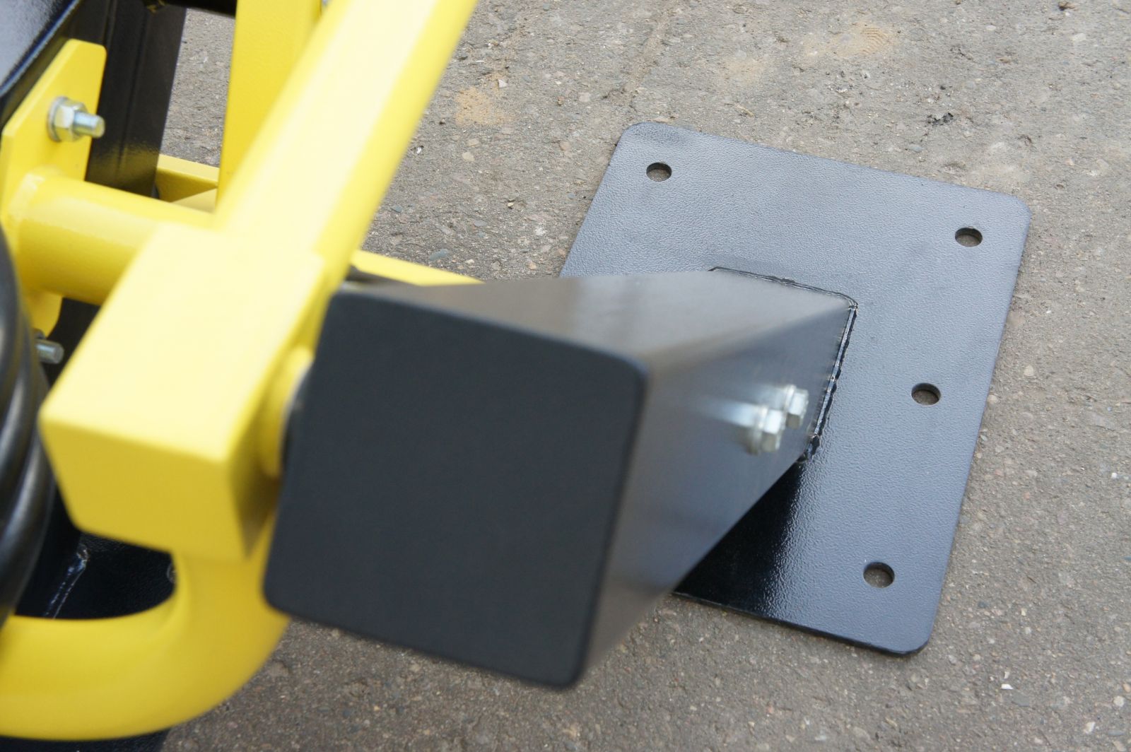 Тренажёр для приседаний YTX5