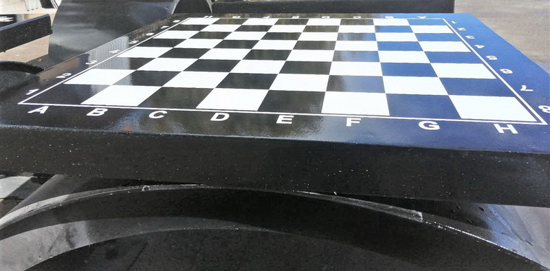 Стол шахматный уличный из металла