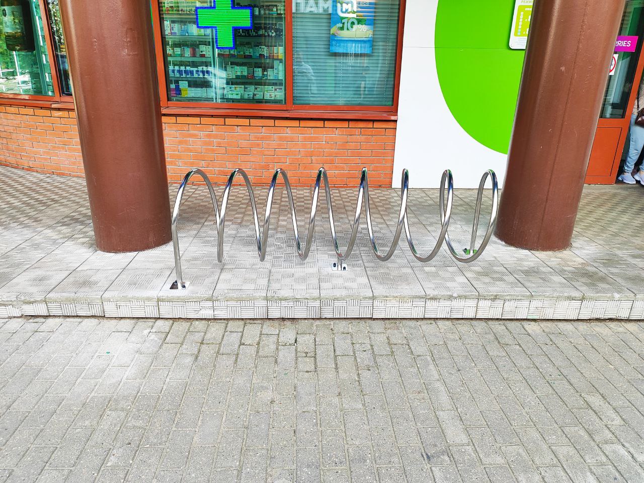 Установка велопарковки спираль из нержавеющей стали 