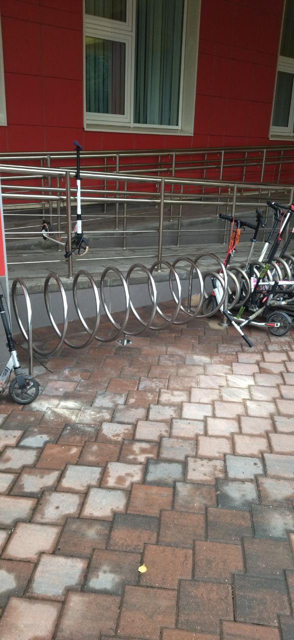 Велопарковка 7-ми местная Air Gym «Спираль» из нержавейки