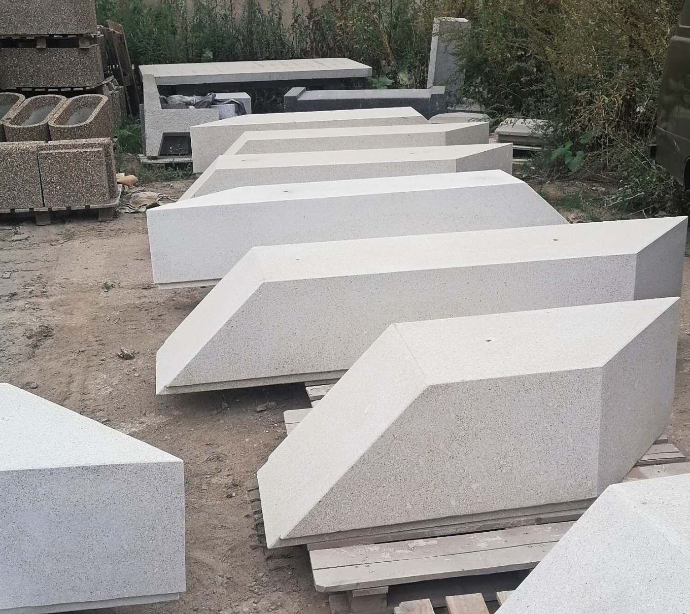 Скамья бетонная С-94-1 (Зигзаг)