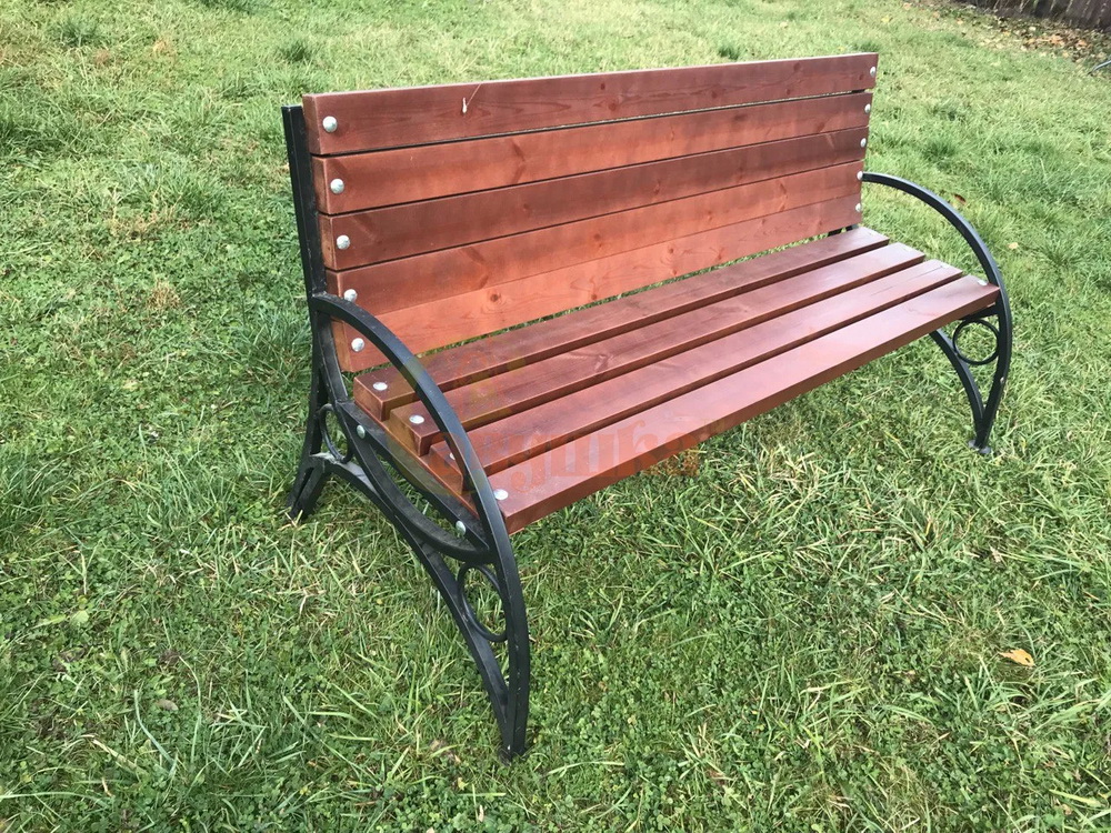 Скамейка деревянная Савушка