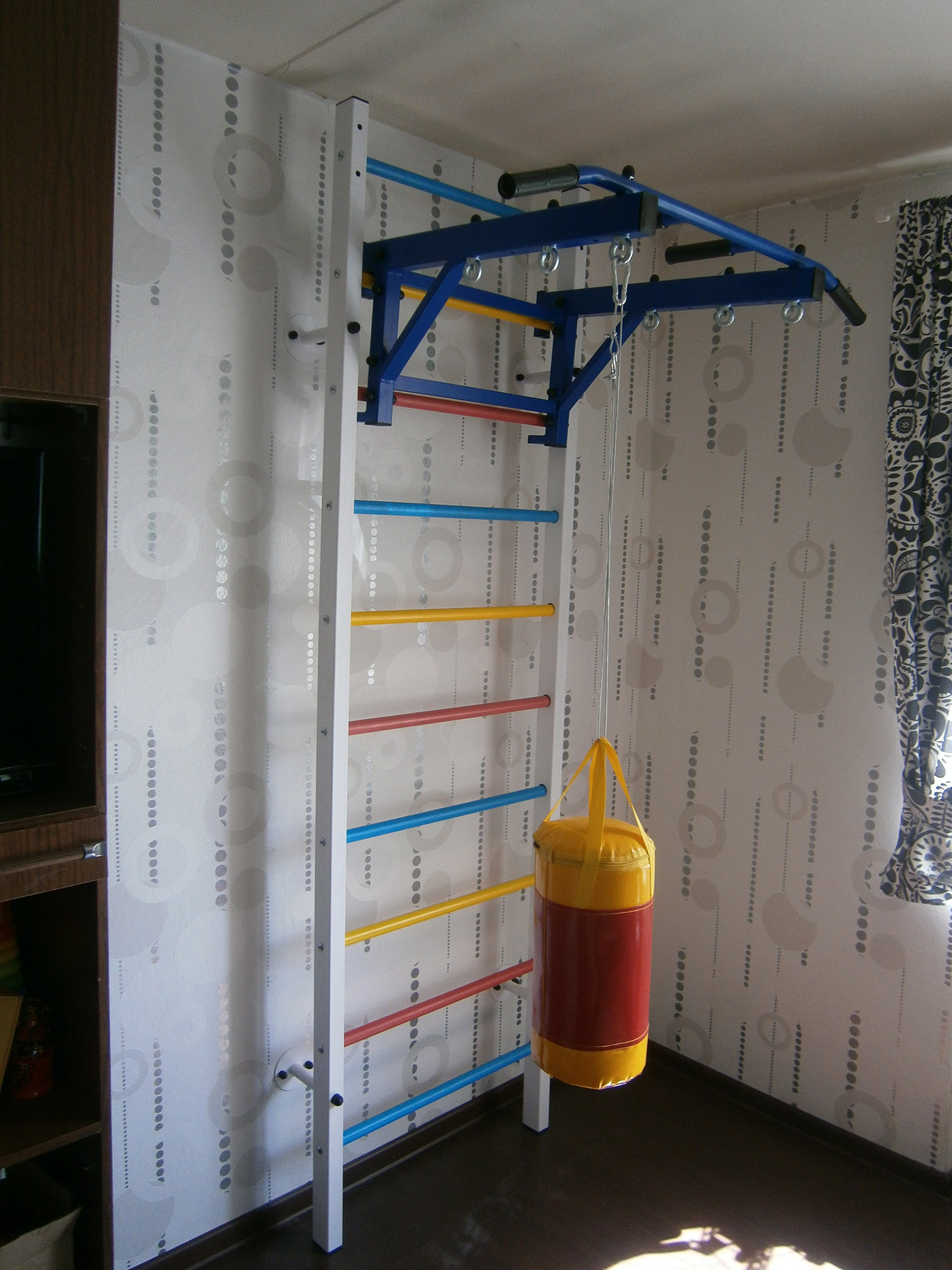 Набор боксерский детский № 2 (мешок боксерский 5 кг. + перчатки + трос) красно/желтый