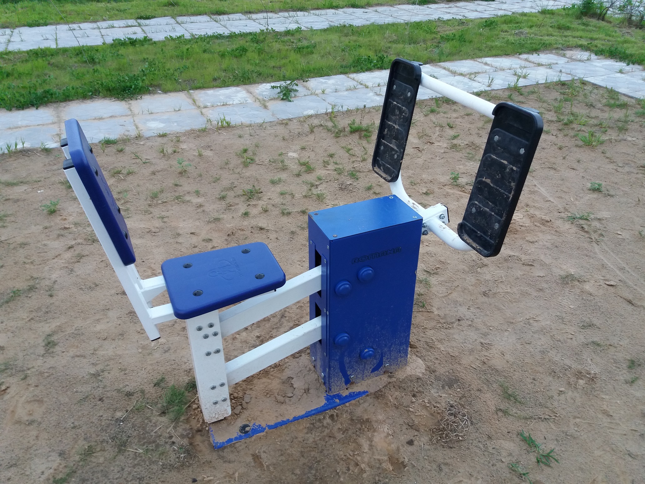 Тренажер уличный ЖИМ НОГАМИ Romana 207.38.05