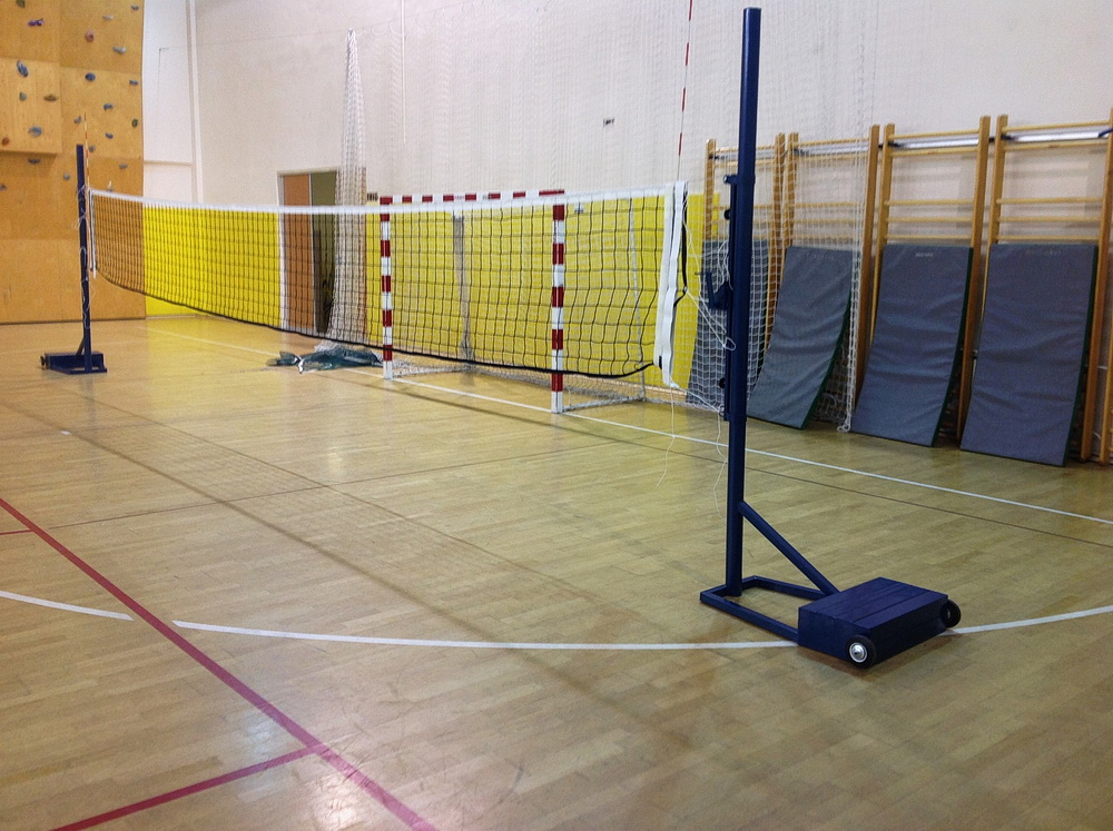 Стойки волейбольные мобильные, универсальные 03.107