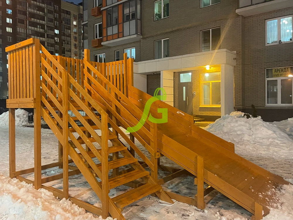 Зимняя деревянная горка Snow Fox, скат 4 м