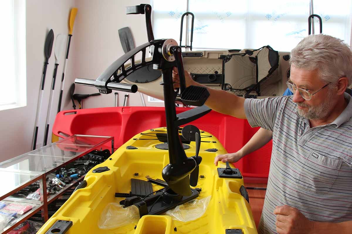 Каяк ПИЛИГРИМ с педальным приводом RST