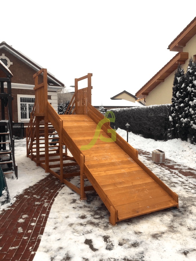 Зимняя деревянная горка IgraGrad Snow Fox Start, скат 4 м