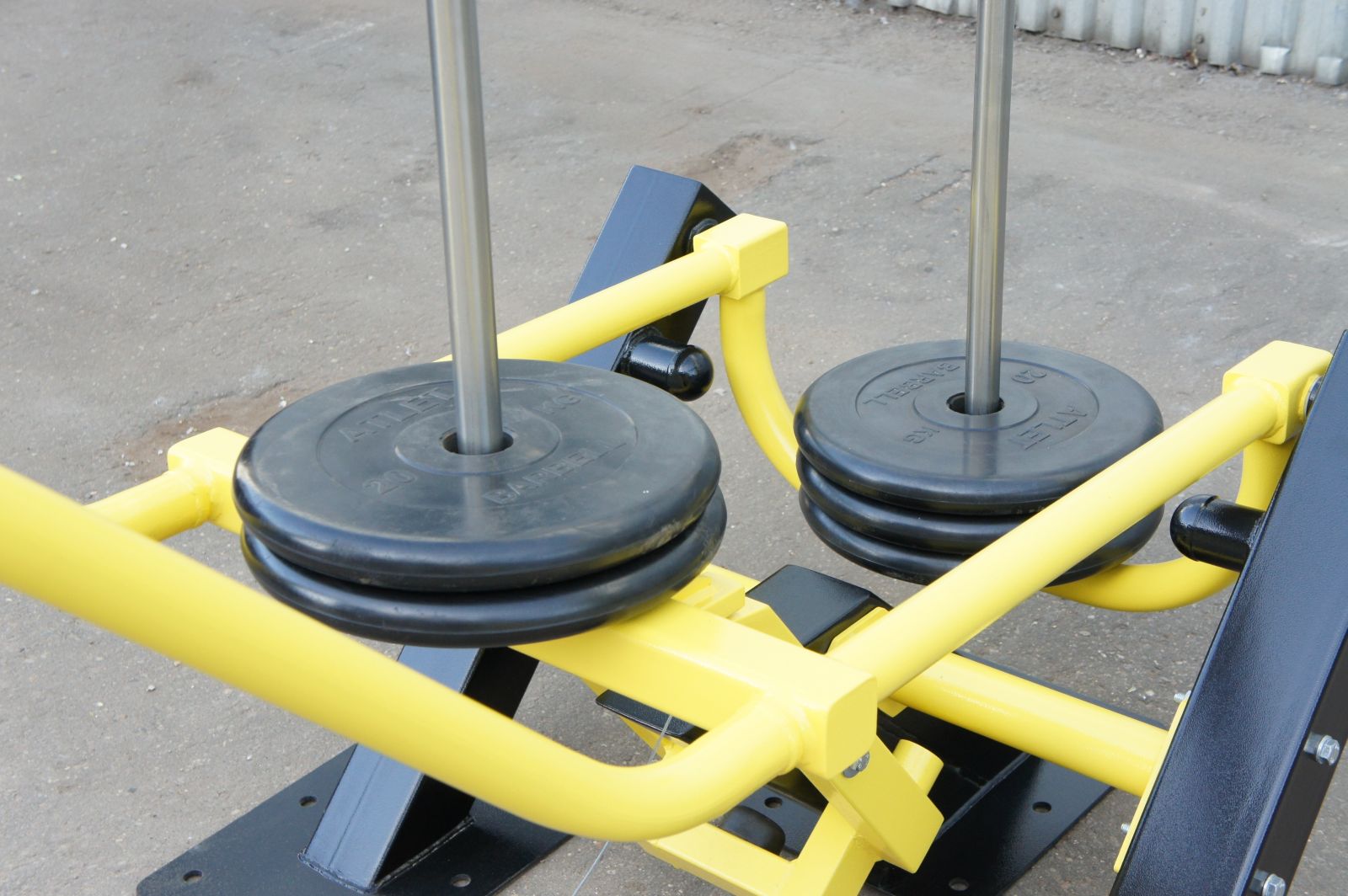 Тренажёр для приседаний YTX5