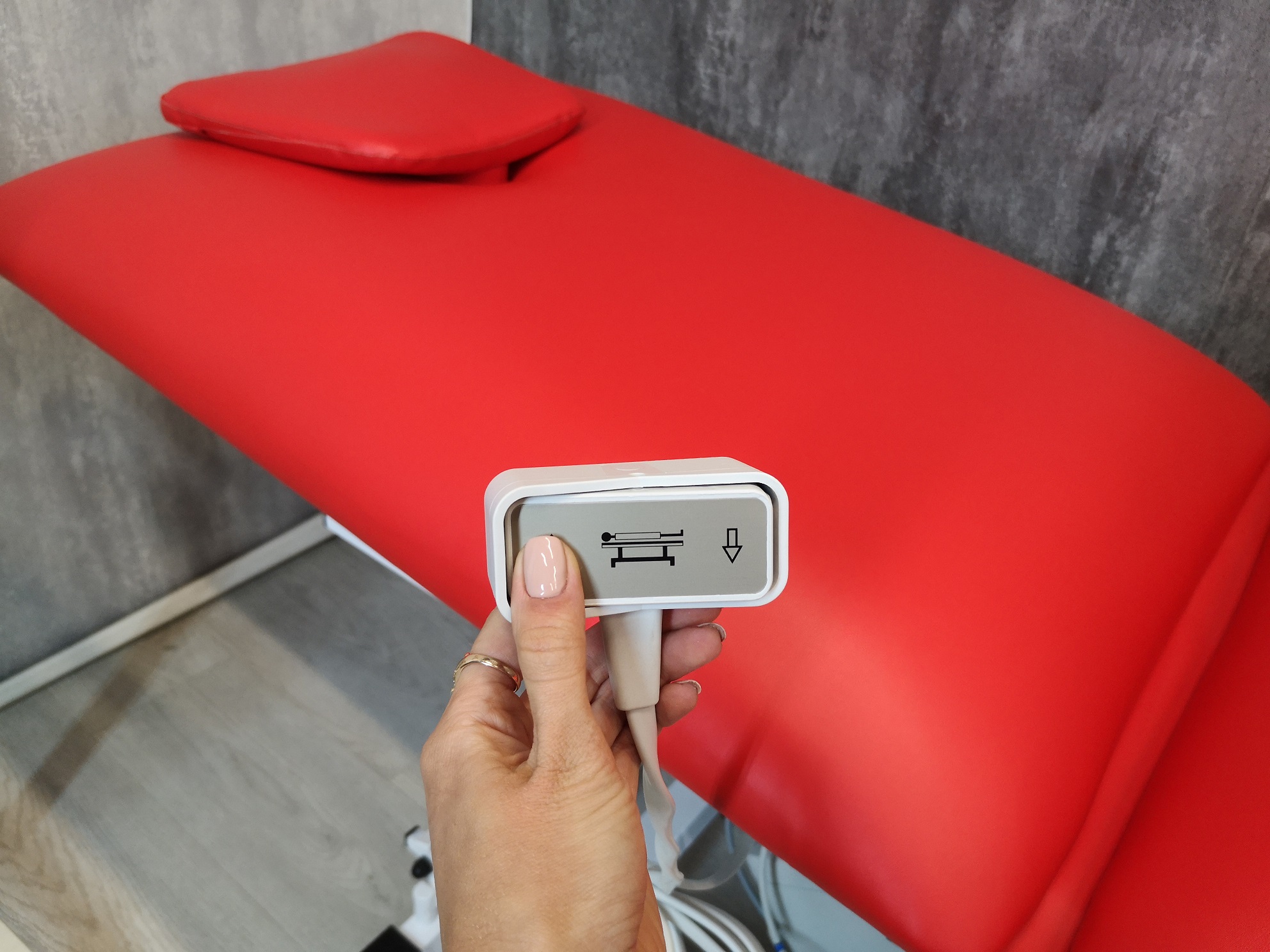 Массажный стол с двумя электроприводами Heliox Х222