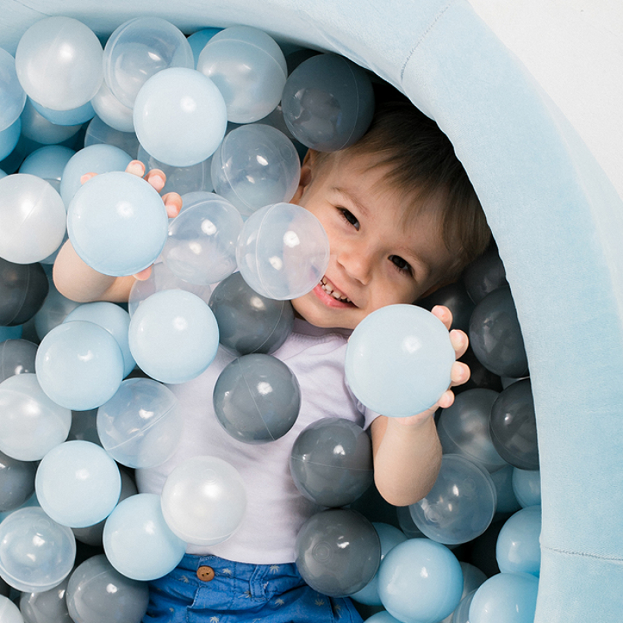 Детский сухой бассейн Romana Airpool Max (Голубой + 200 шаров)