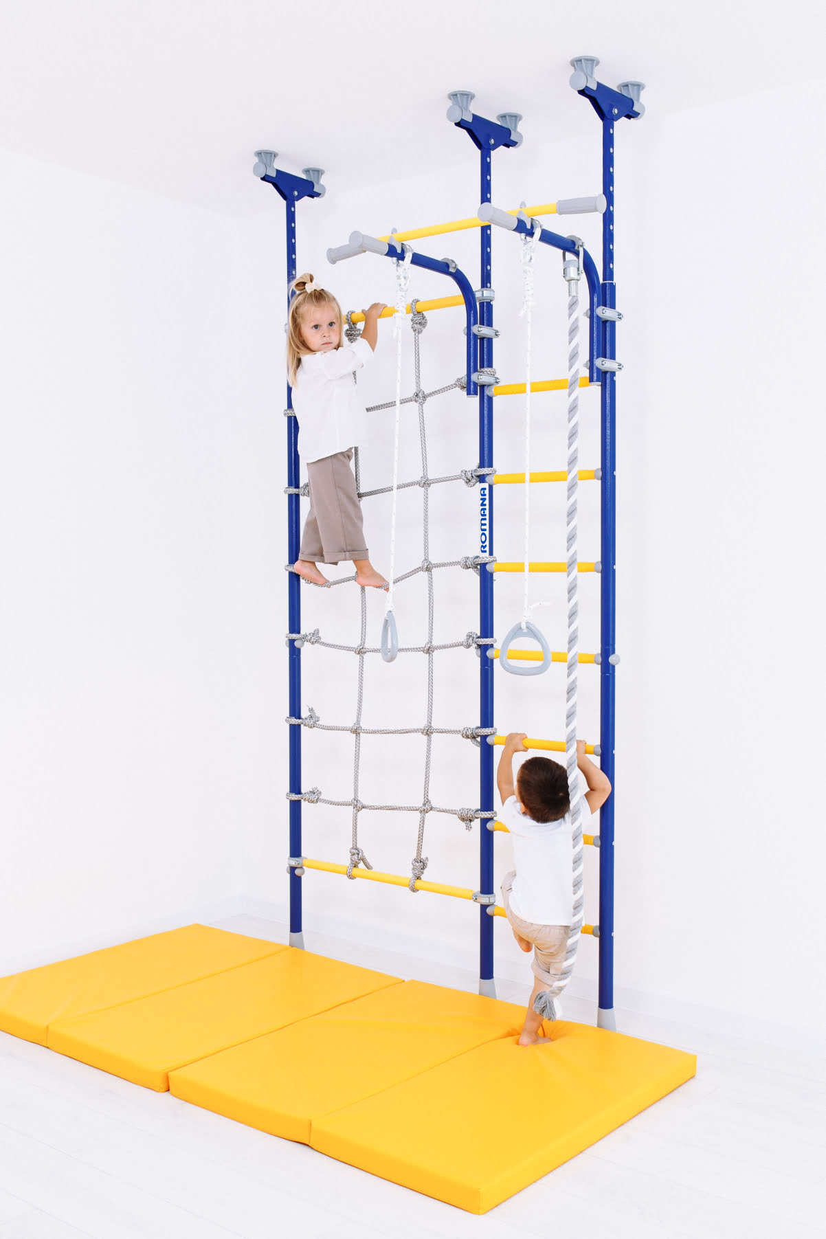 Шведская стенка R3 Romana (01.30.7.06.410.04.00-28) зелёное яблоко