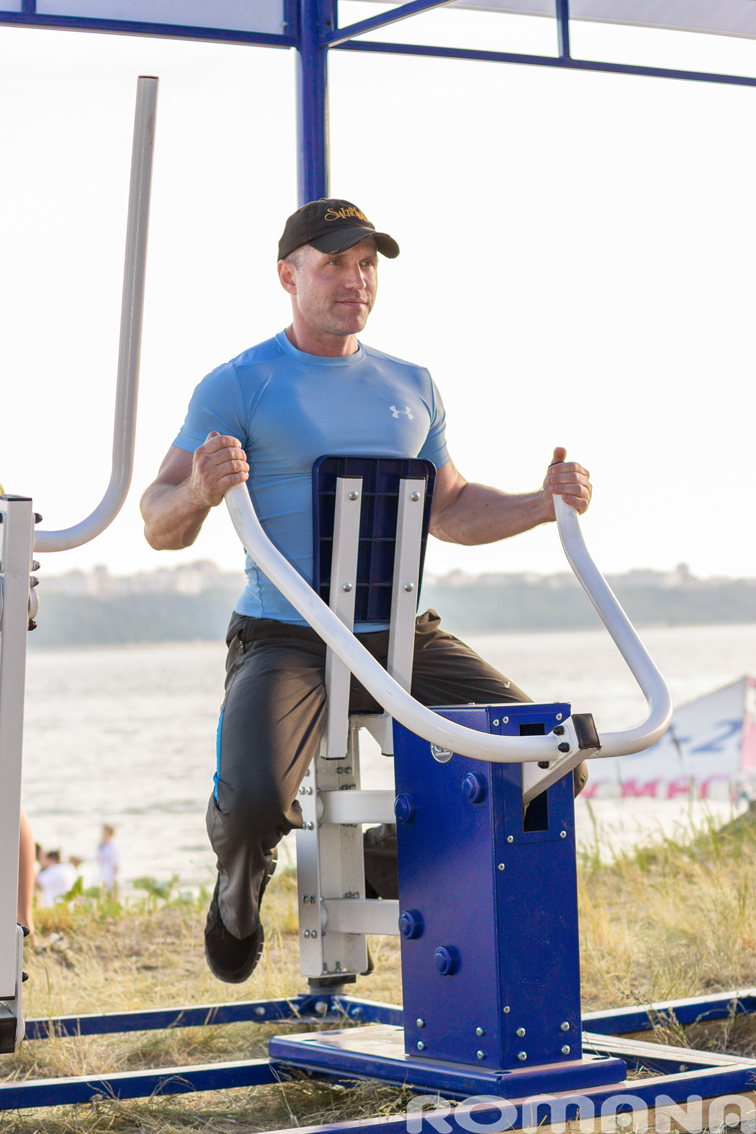 Тренажер уличный ТЯГА К ГРУДИ Romana 207.37.05