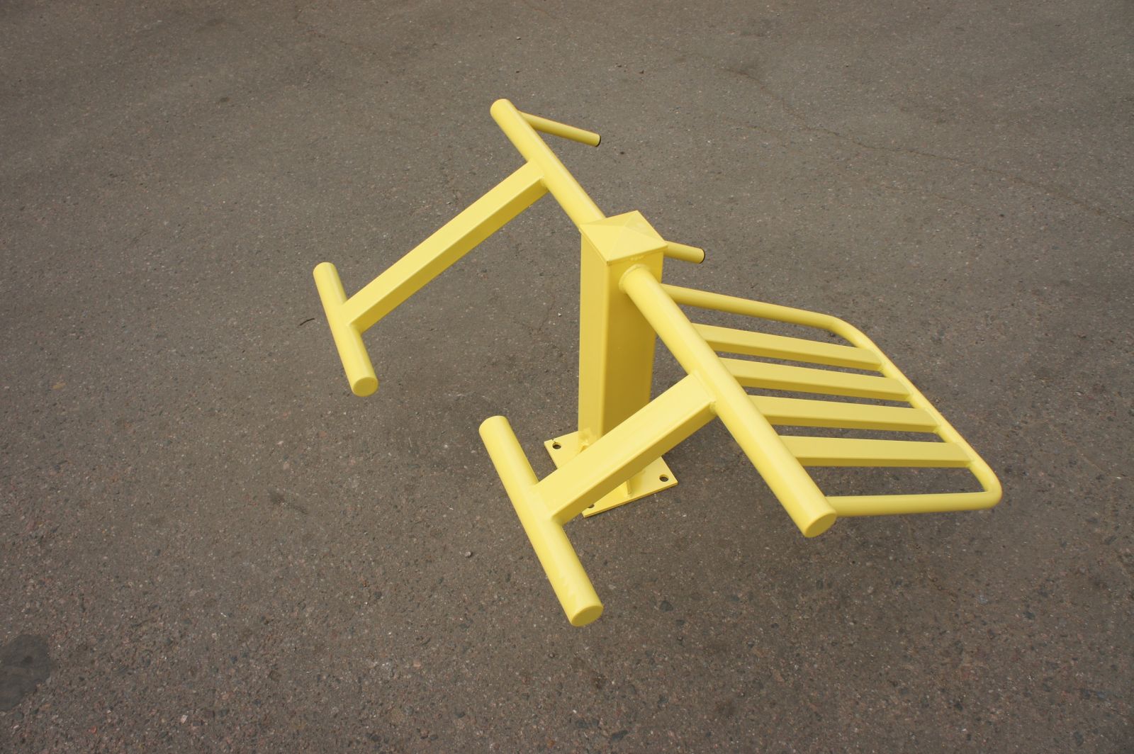 Тренажер уличный для мышц живота и поясницы  Air-Gym YT48