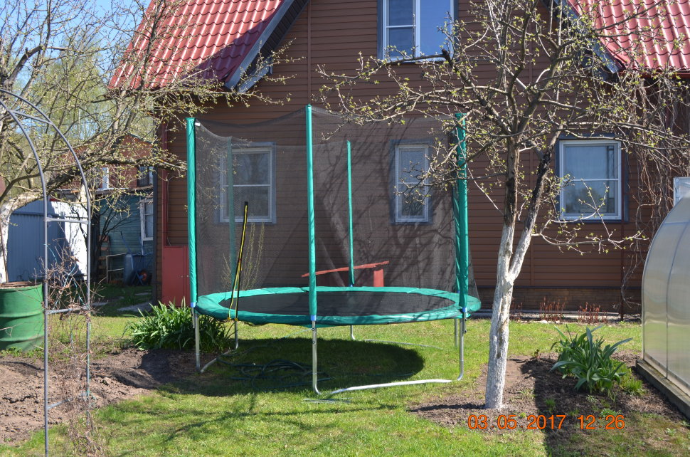 Батут с защитной сеткой "Trampoline 12" диаметр 3,7 м (батуты)