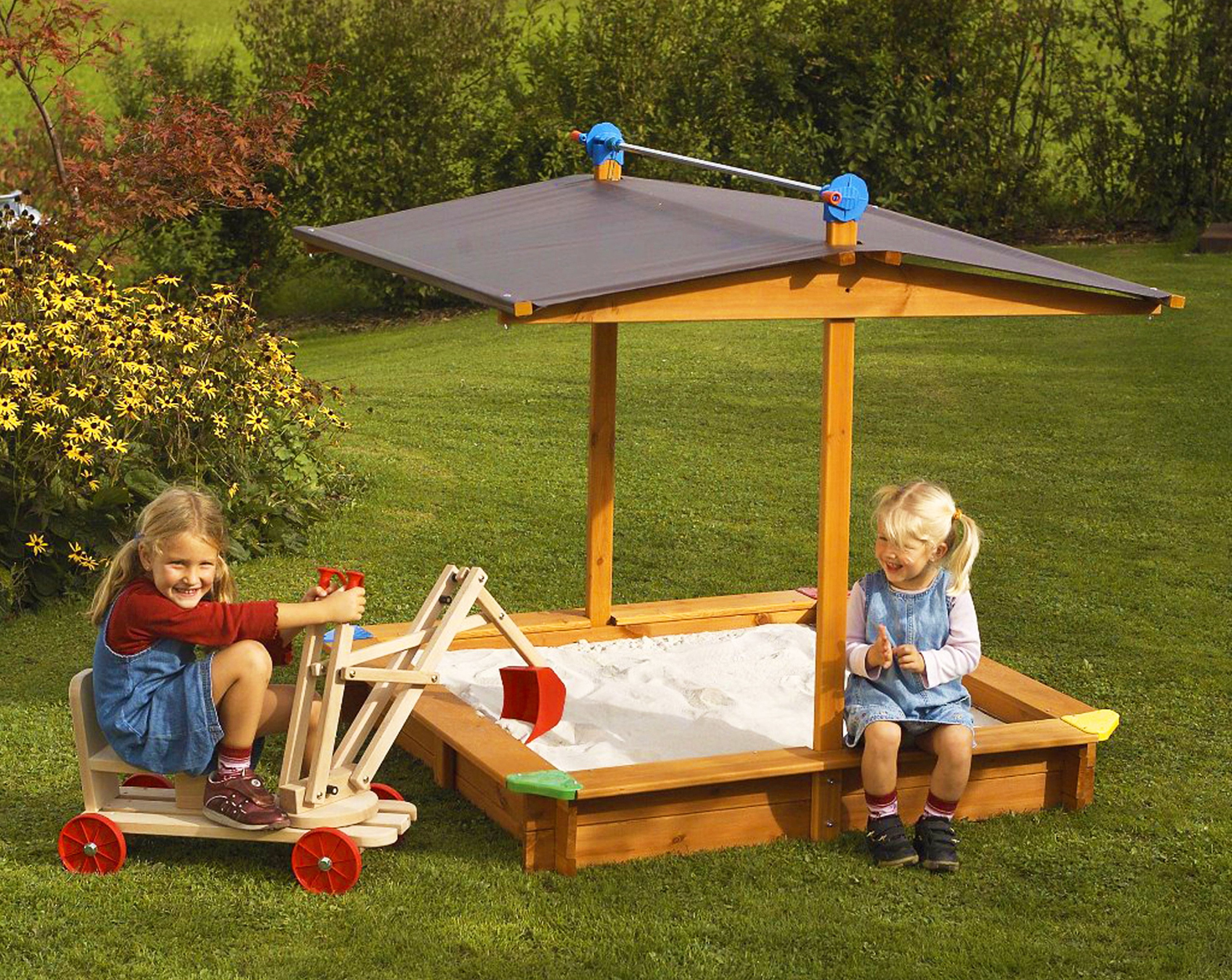 Песочницы с навесом