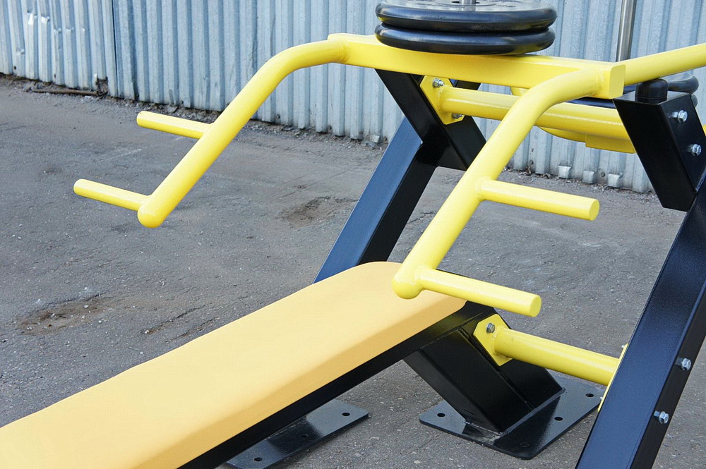 Тренажер уличный Жим от груди лежа YTX2