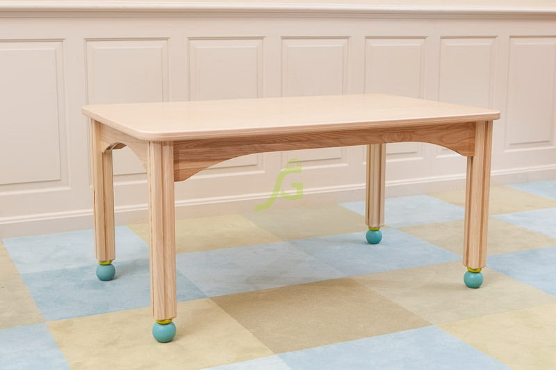 Стол детский IgraGrad