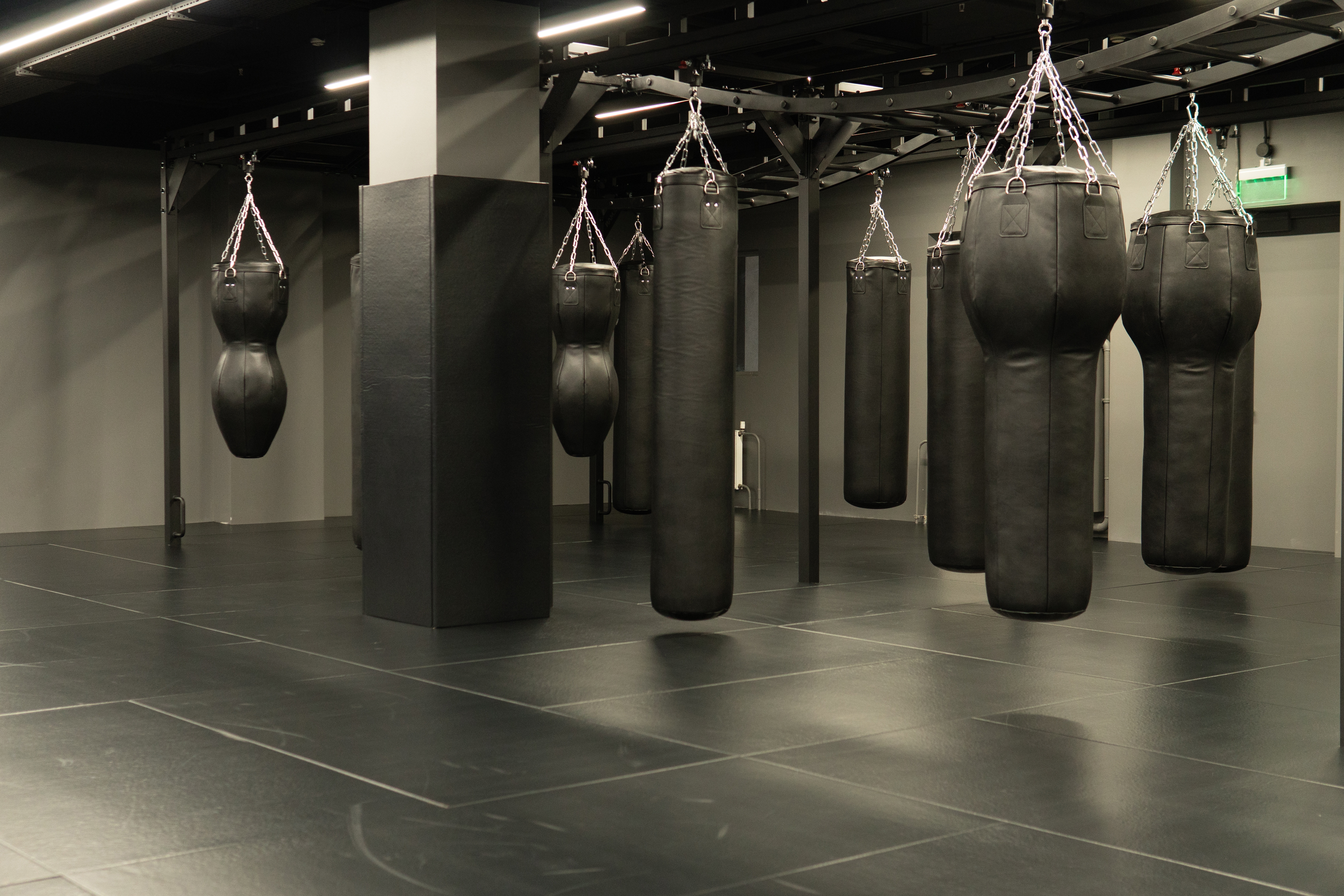 Кожаные боксерские груши