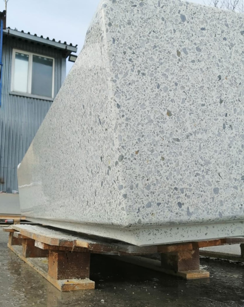 Скамья ОНДА бетонная С-66-R200