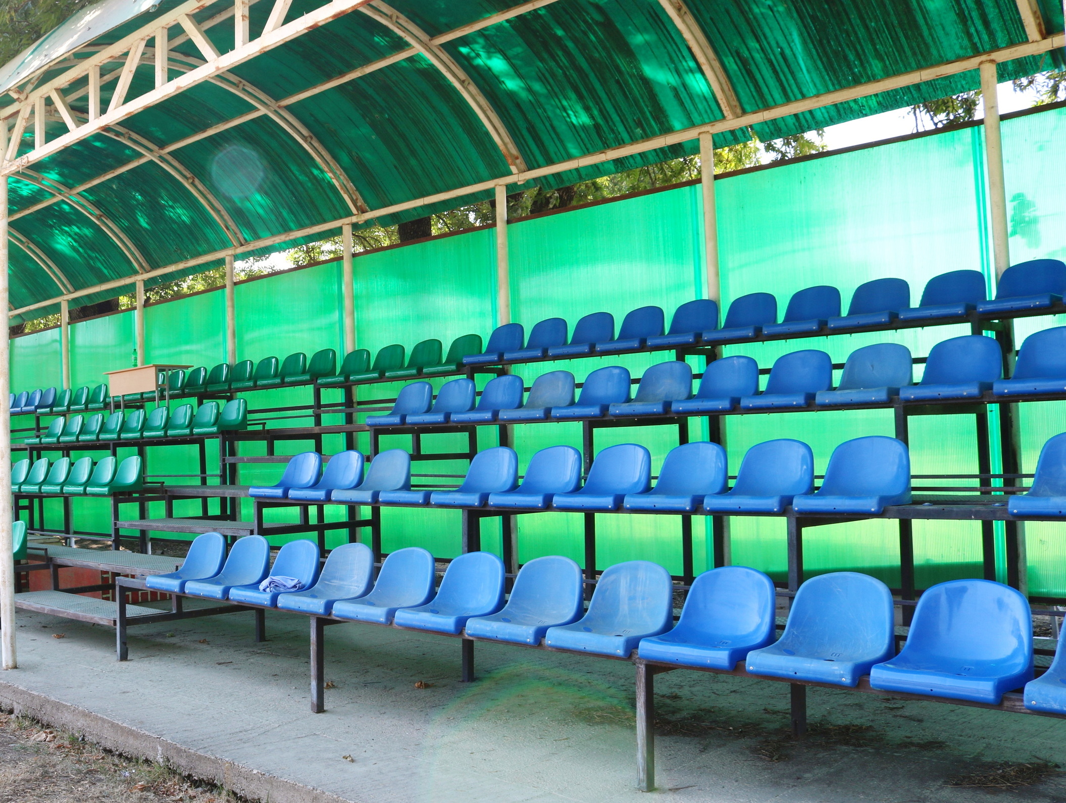 Трибуны, наградные пьедесталы