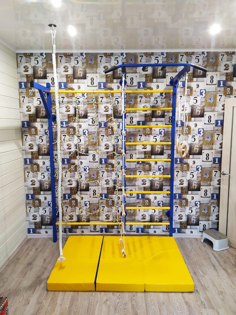 Домашний спортивный комплекс Семейный S1, с сетью для лазания, турником и кронштейном под грушу.