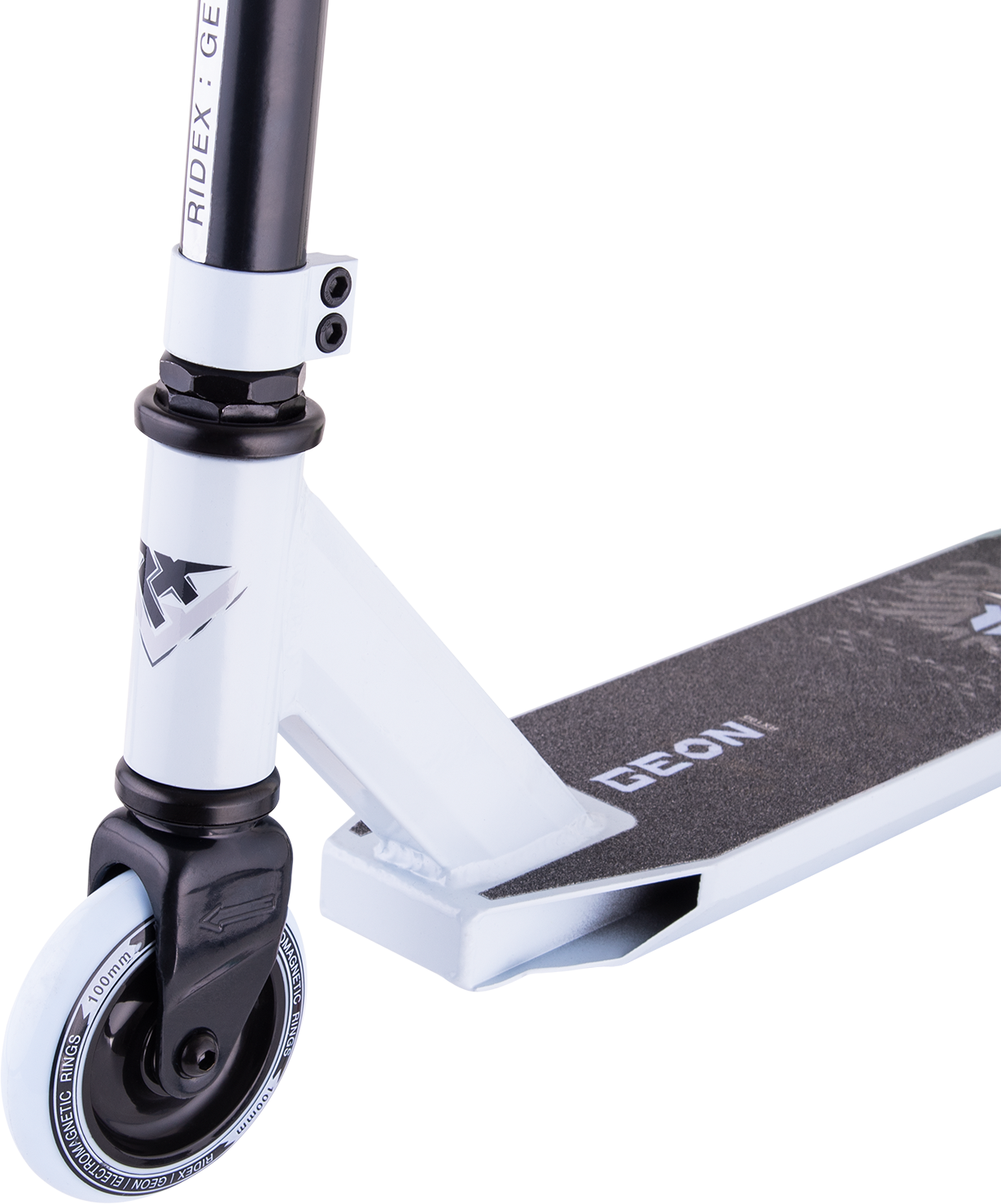 Самокат трюковый Geon white 100 мм