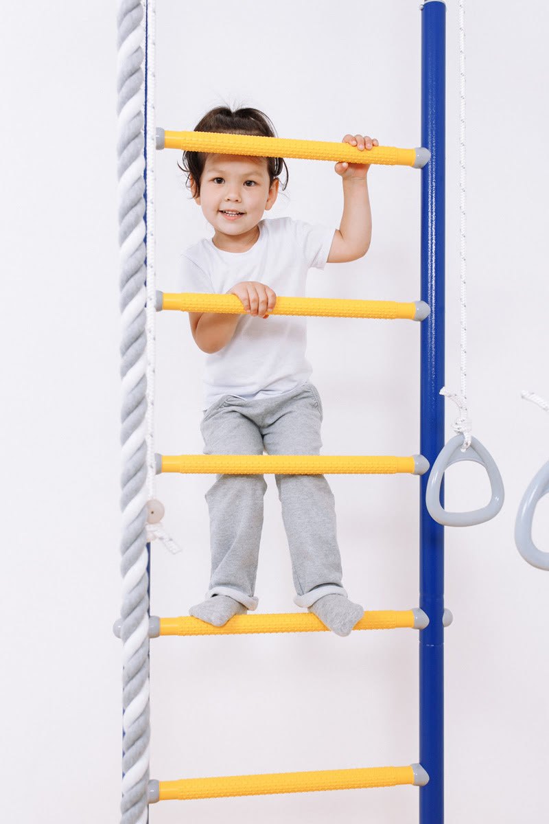 Шведская стенка R2 Romana (01.20.7.06.490.02.00-11) зеленое яблоко