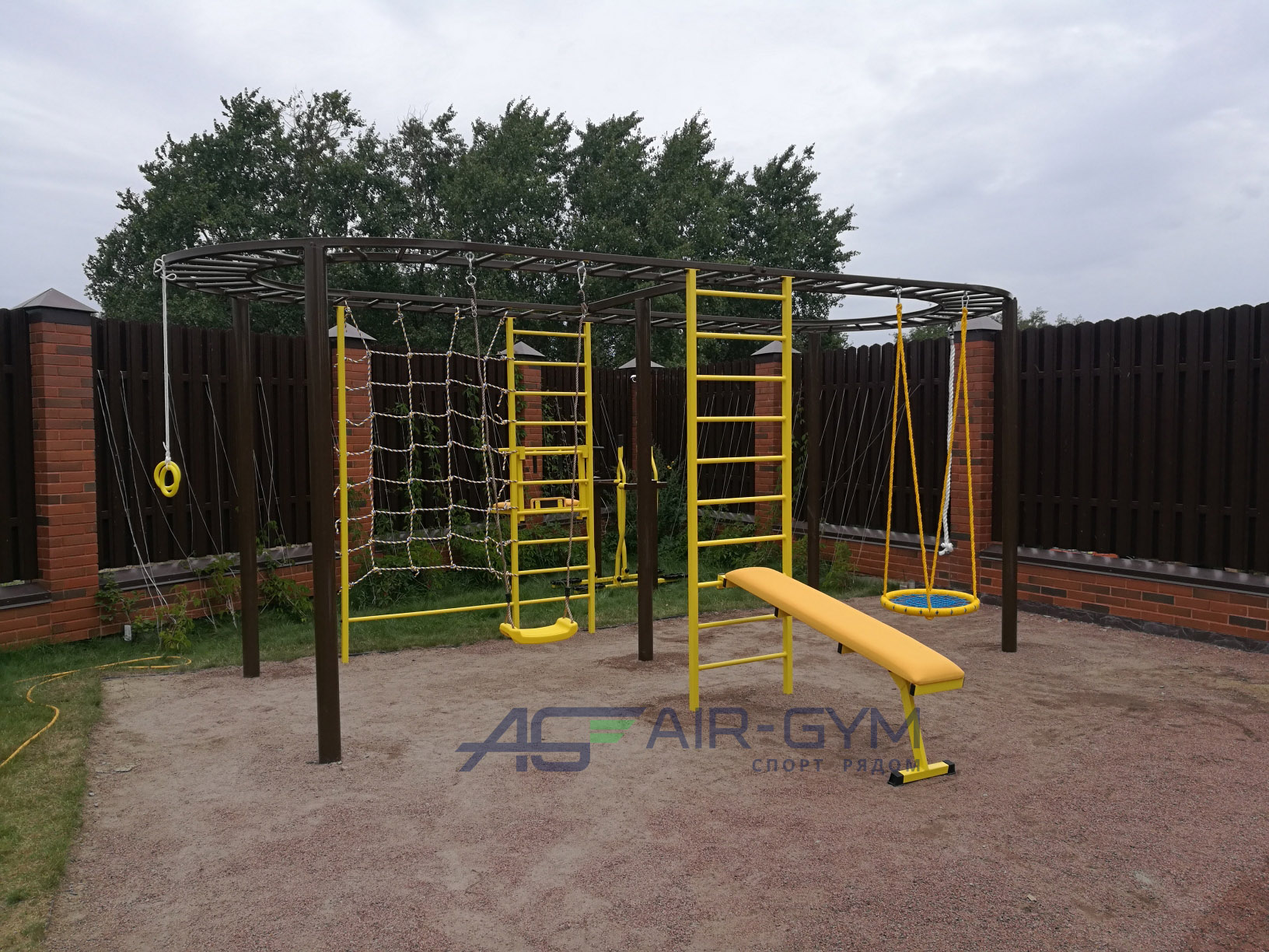 Спортивно-игровой комплекс для всей семьи "Железная дорога"