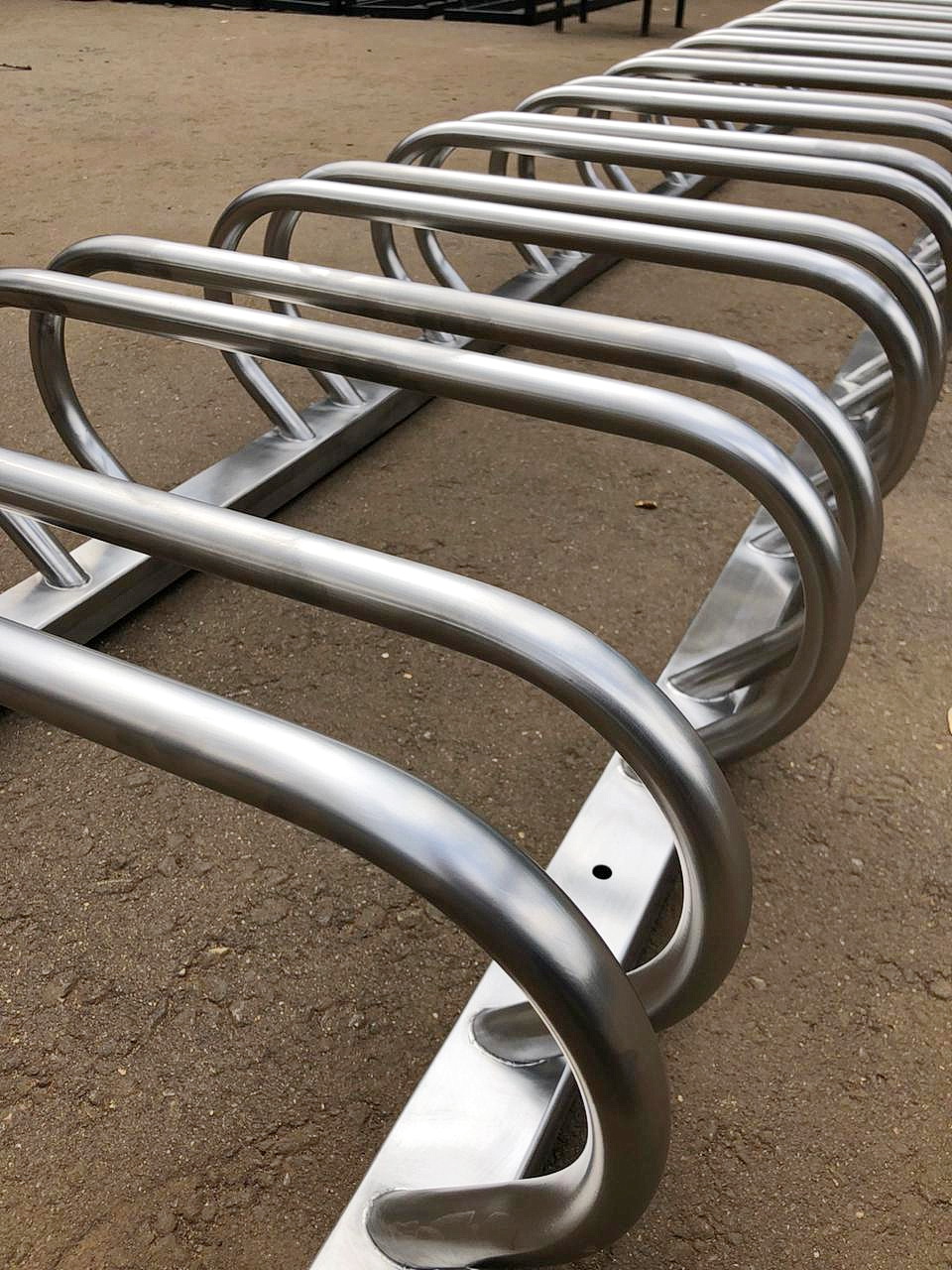 Велопарковка VP73A Треугольник, нержавеющая сталь