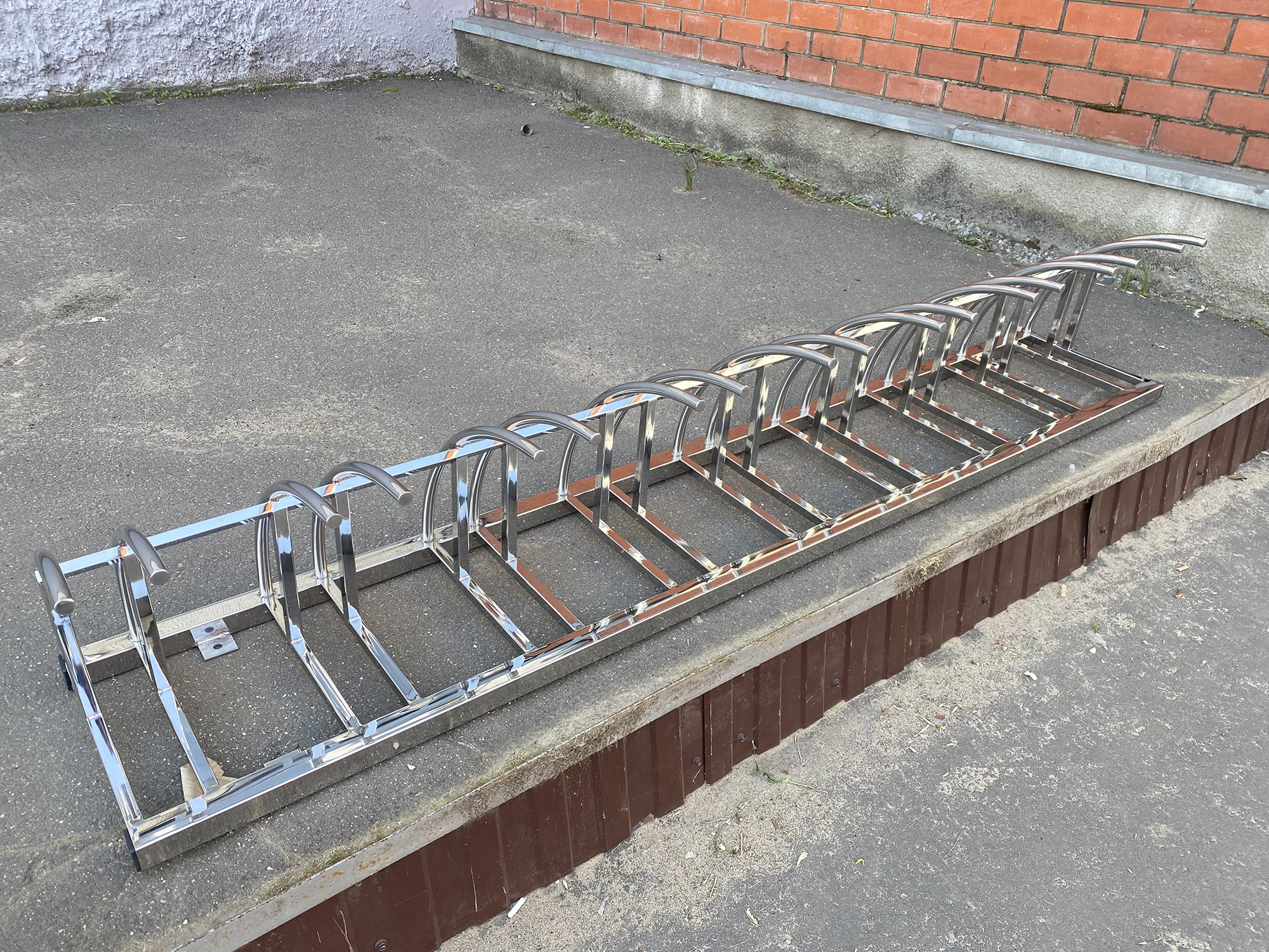 Парковка для самокатов из нержавеющей стали Air Gym PS9-17