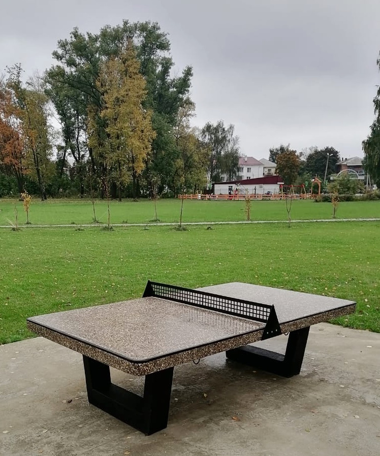 Стол теннисный уличный из бетона