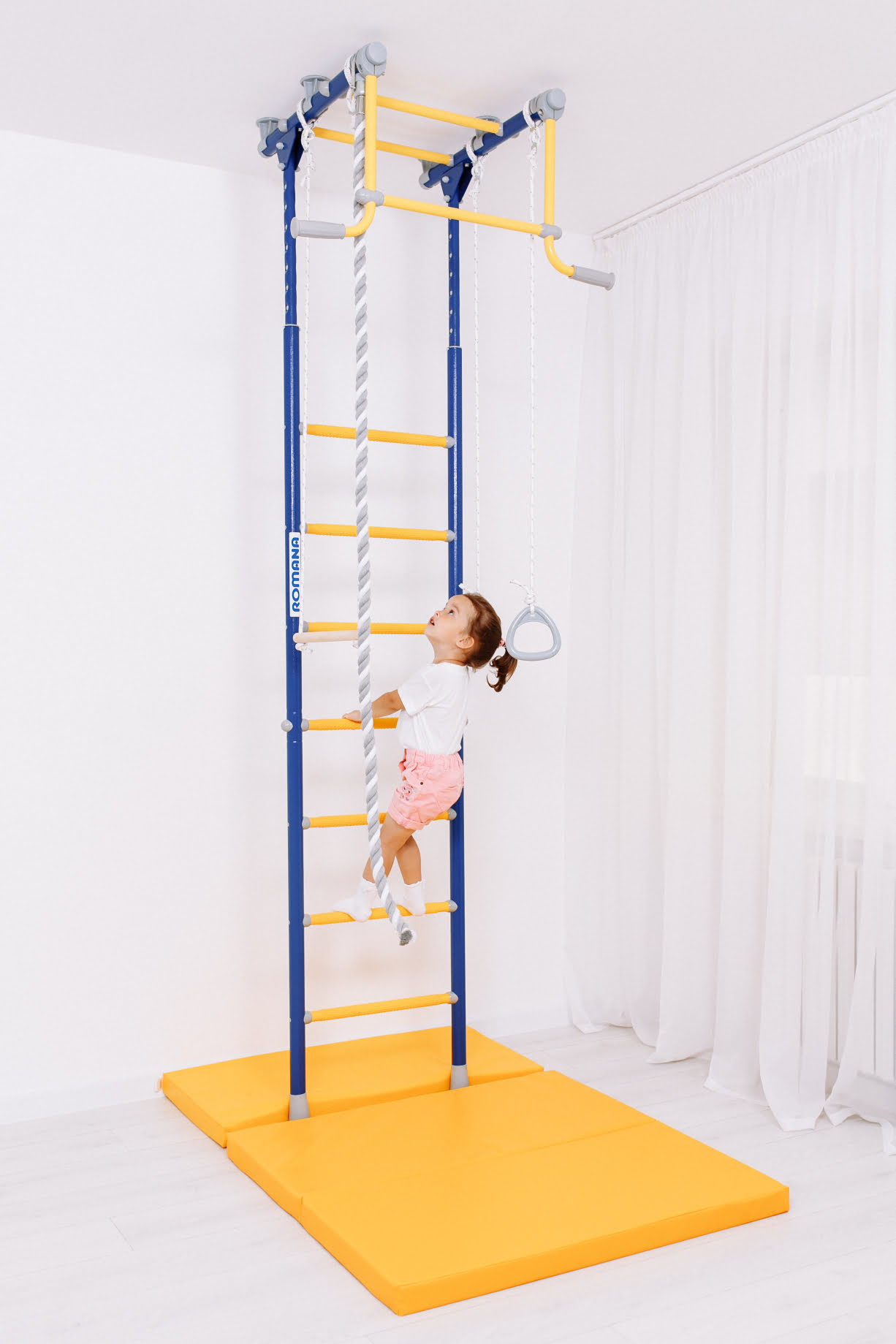 Шведская стенка R2 Romana (01.20.7.06.490.02.00-11) зеленое яблоко