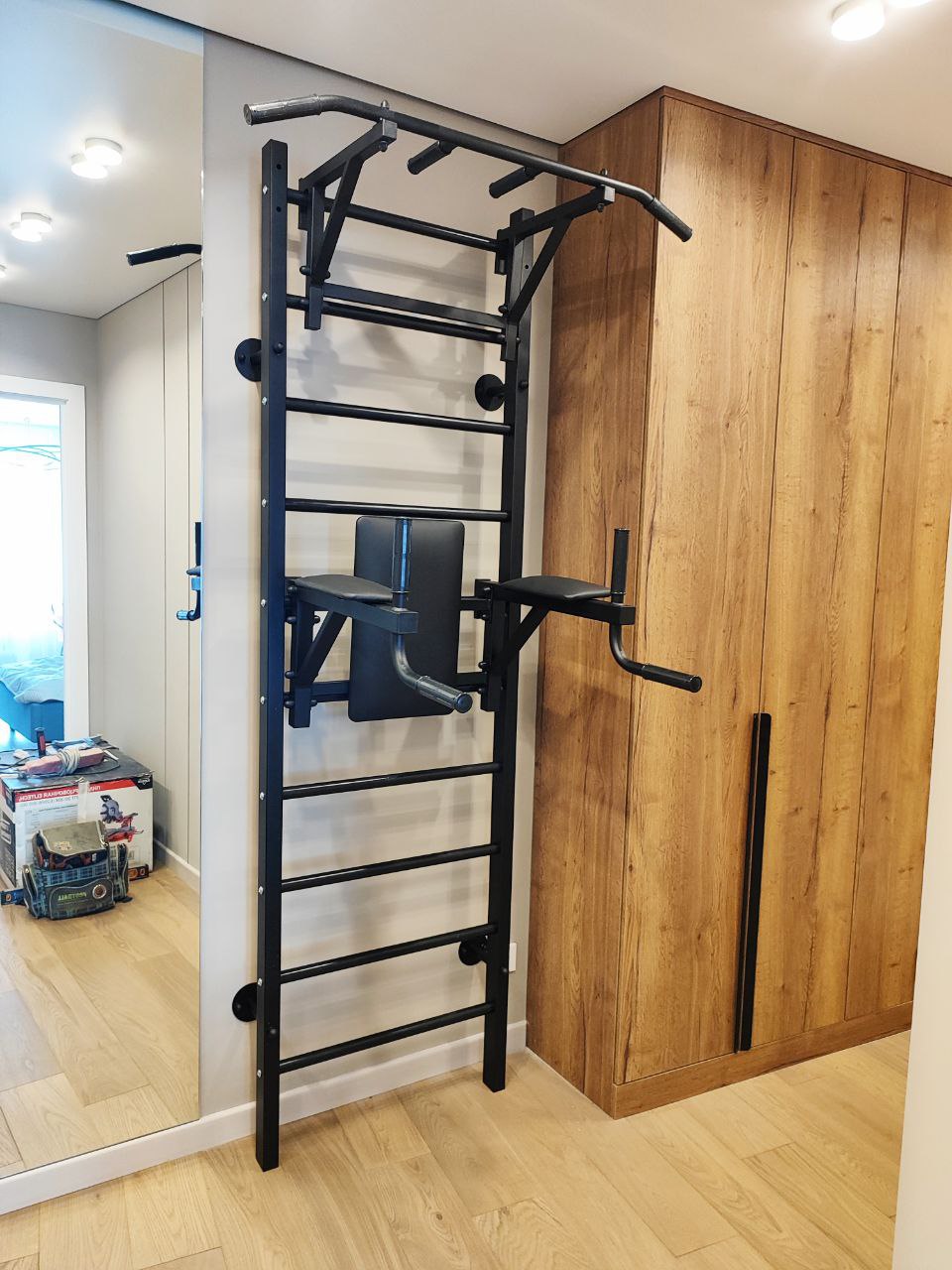 Сборка шведской стенки с турником и брусьями 