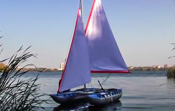 Катамаран двухслойный ВАЛДАЙ 6 с парусным вооружением