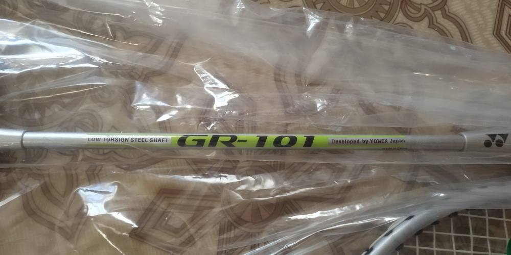 Ракетка для бадминтона YONEX GR-101R (02.203)