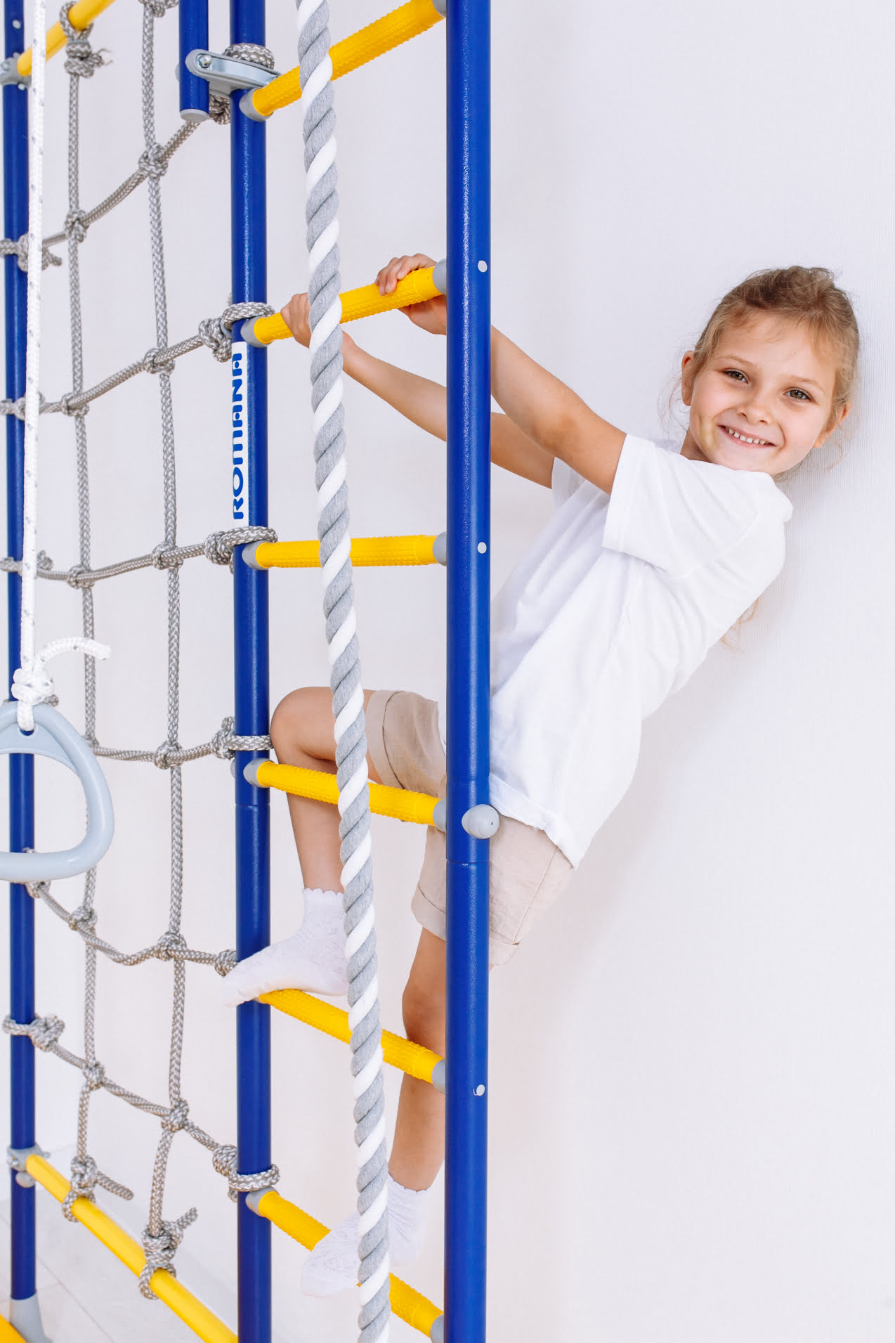 Шведская стенка R3 Romana (01.30.7.06.410.04.00-28) зелёное яблоко