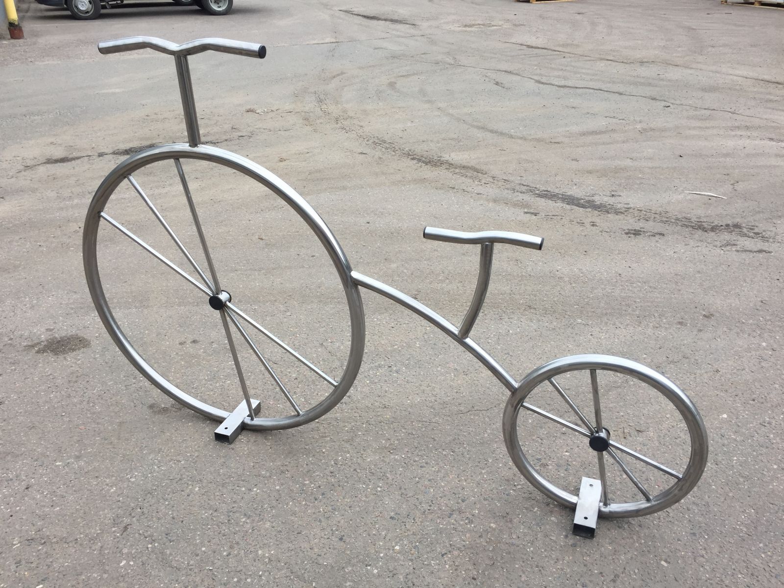 Велосипед декоративный из нержавеющей стали