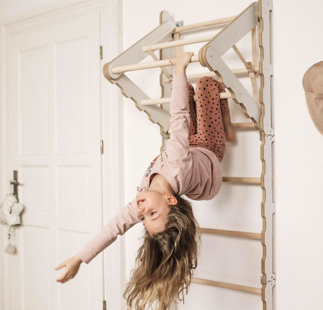 Шведские стенки для детей