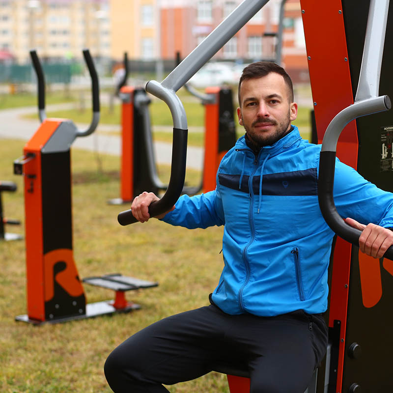 Тренажер уличный ЖИМ ОТ ГРУДИ  Romana 207.19.10