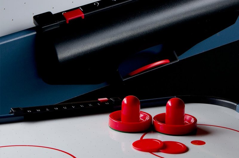 Аэрохоккей Blue Ice 5 ф (152 х 76 х 80,5 см, черно-голубой, складной)