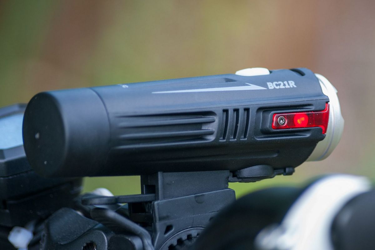 Велофара Fenix BC21R XM-L2 T6 natural white LED