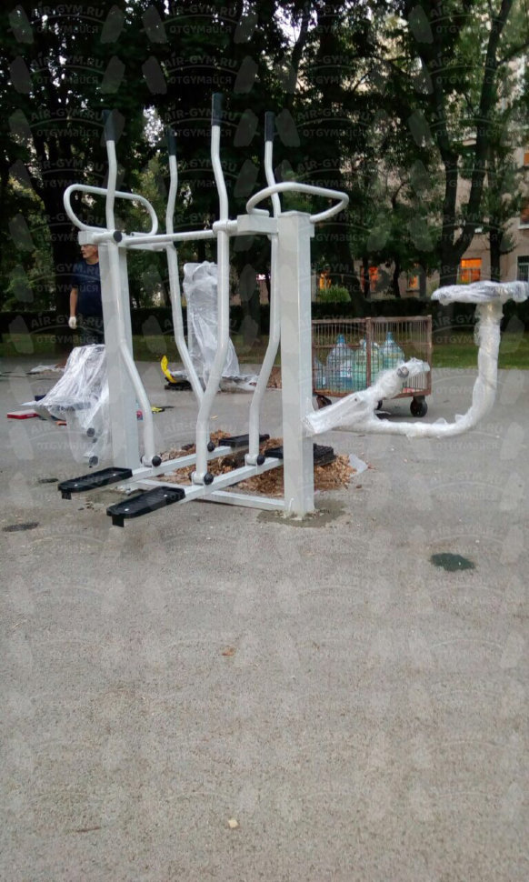 Уличный тренажер Лыжники + Велосипед + Разведение ног  Air-Gym YT35