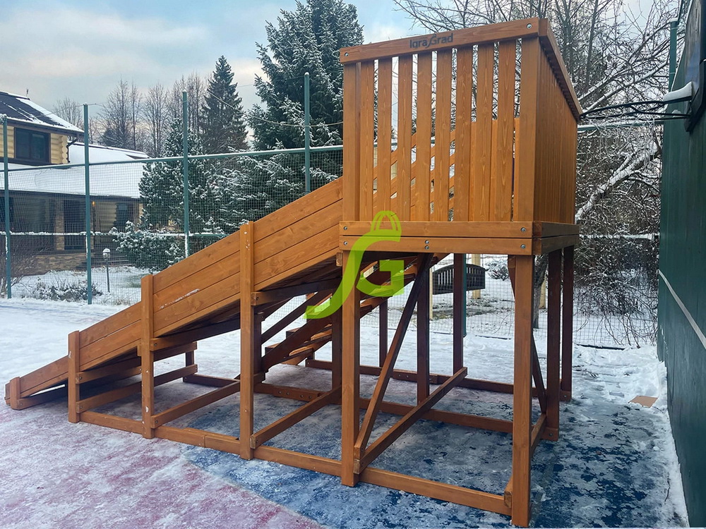 Зимняя деревянная горка Snow Fox, скат 4 м