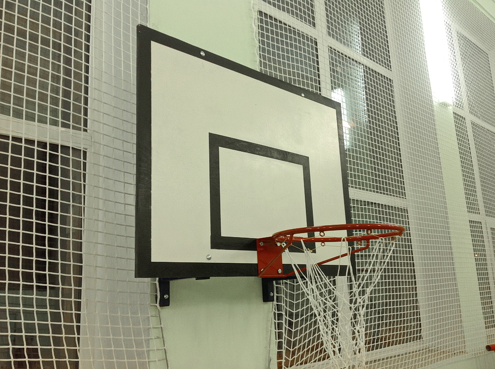 Щит баскетбольный из фанеры толщ.18 мм (размер на выбор)